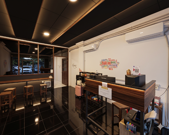 iStay Hostel and Capsule - Surabaya - Lobby