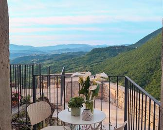 Casa Avella Mountain Retreat - Pennapiedimonte - Balcony