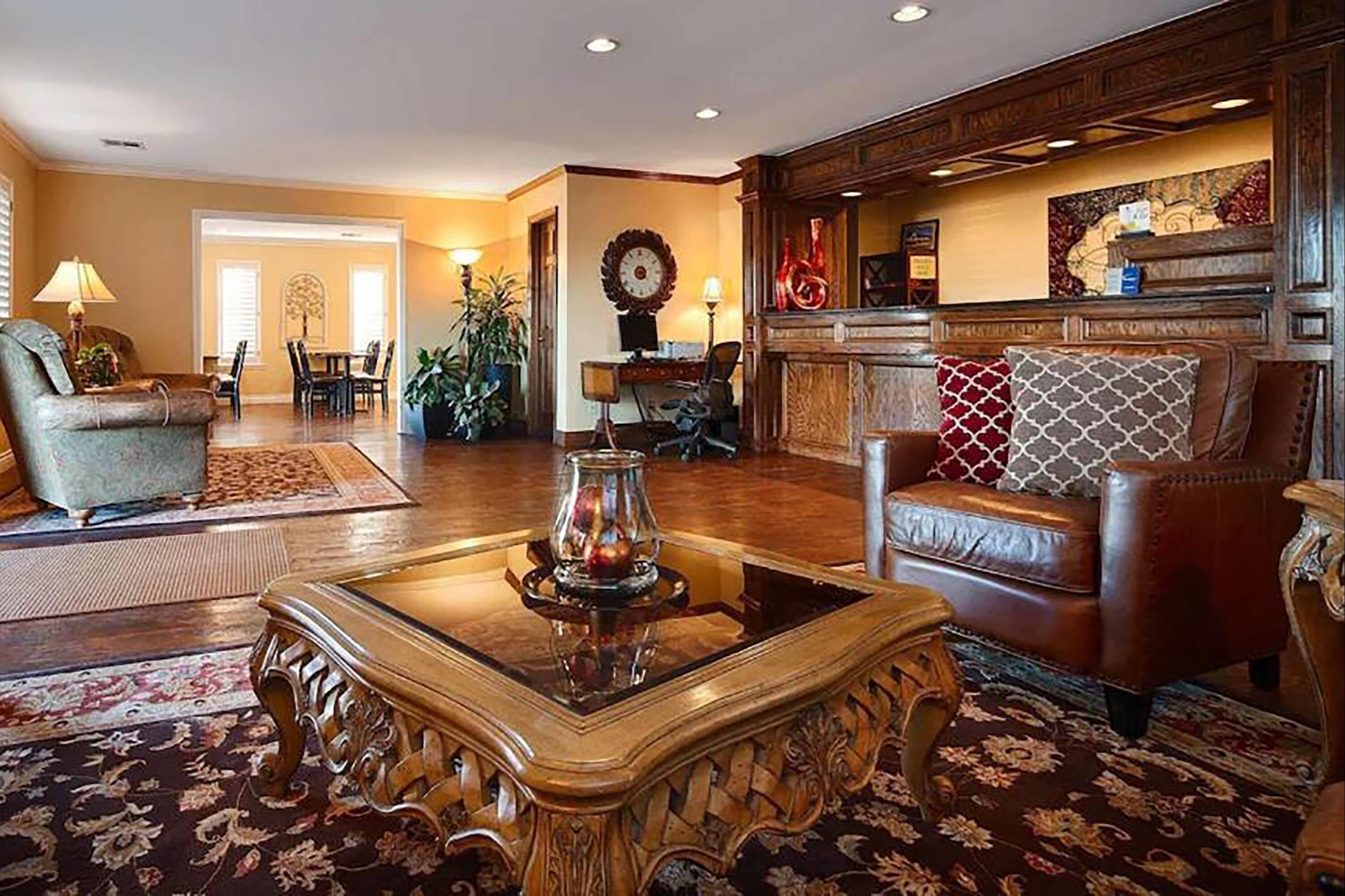 Baymont by Wyndham McAlester Hwy 69 - McAlester - Lobby