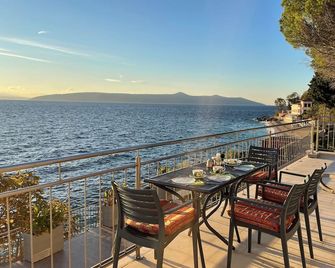 Villa Kleiner - Mošćenička Draga - Balcón