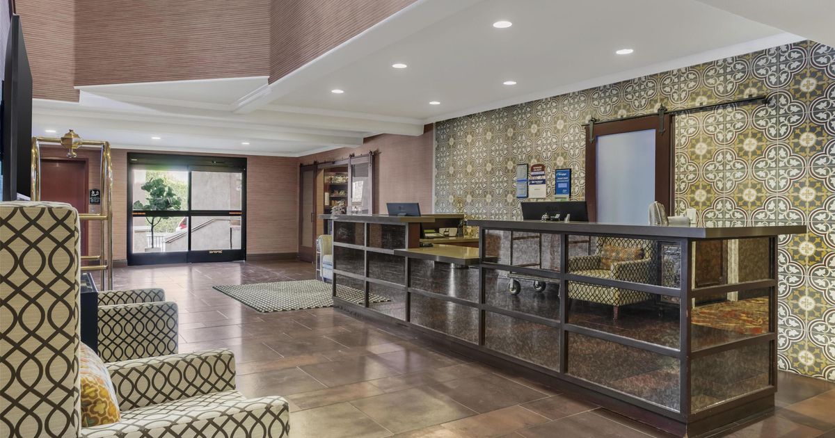 Best Western Plus Brookside Inn from $106. Milpitas Hotel Deals ...