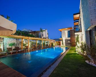 Enso Alacati - Cesme - Pool