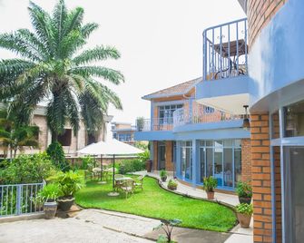 One Click Hotel - Kigali - Building