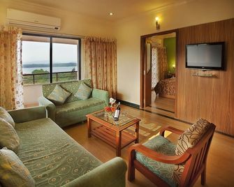 Lotus Resort Karwar - Karwar - Living room