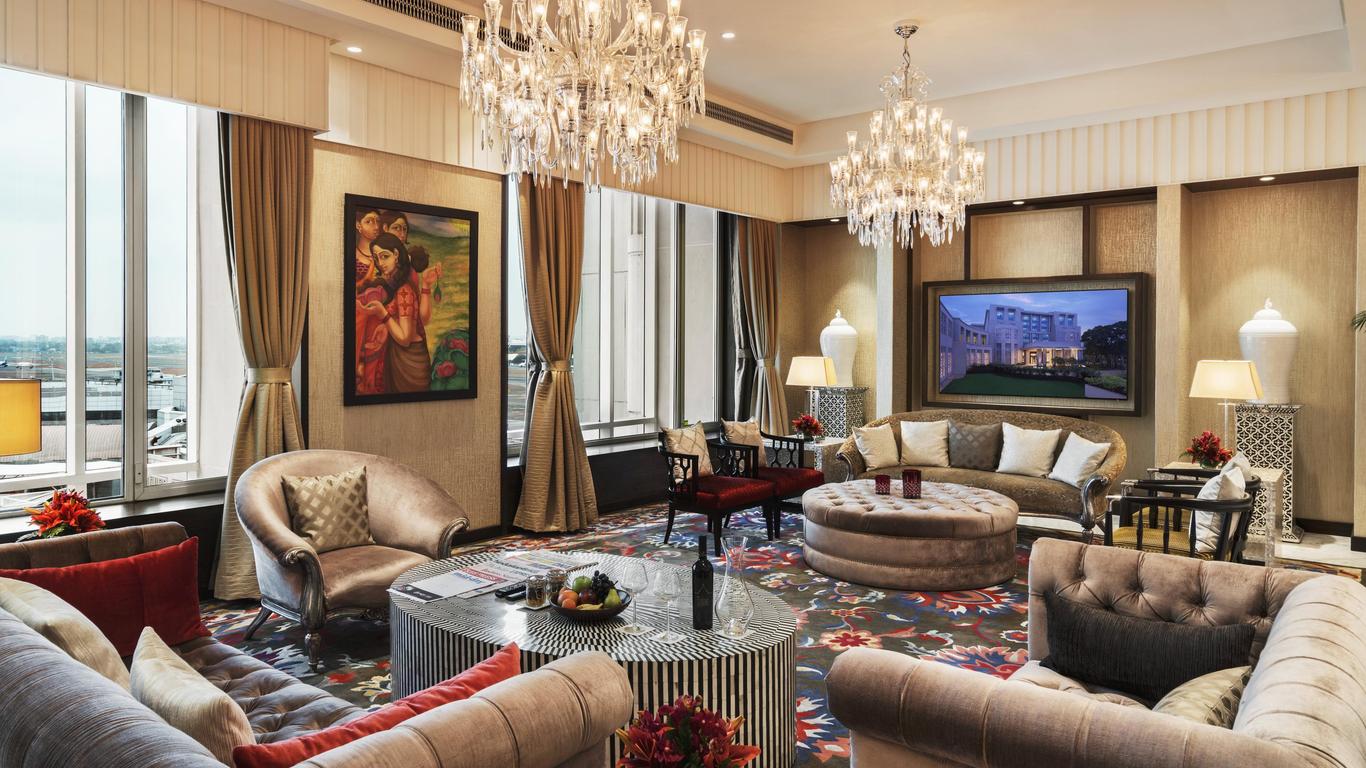 تاج سانتاكروز