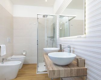 Lu' Hotel Porto Pino - Sant’Anna Arresi - Baño