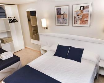 Aparthotel Sunclub Salou - Salou - Bedroom