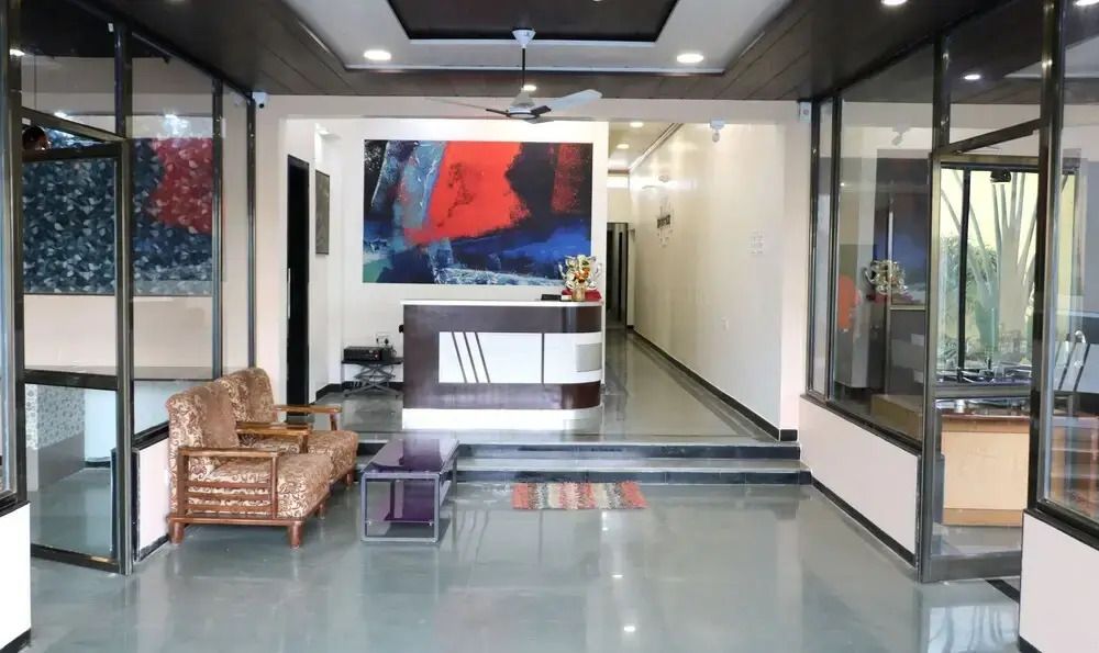 Hotel Comfort Inn - Igatpuri - Lobby