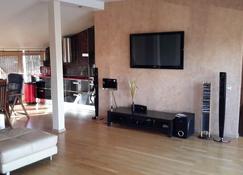 Easy Stay Apartments - Riga - Living room