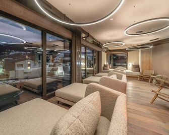 Edelweiss echt-charmant - Sölden - Lounge