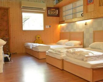 Checheng Backpackers Hostel - Checheng Township - Habitación