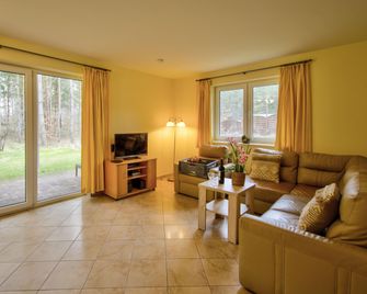 Camping-und Ferienpark Havelberge - Neustrelitz - Wohnzimmer
