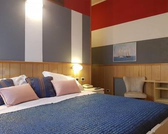 Hotel Azzurra - Salsomaggiore Terme - Ložnice