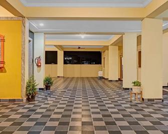 Treebo Trend Coastal Inn - Kakinada - Lobby