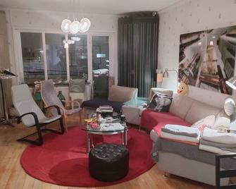The Pink House - Stockholm - Living room
