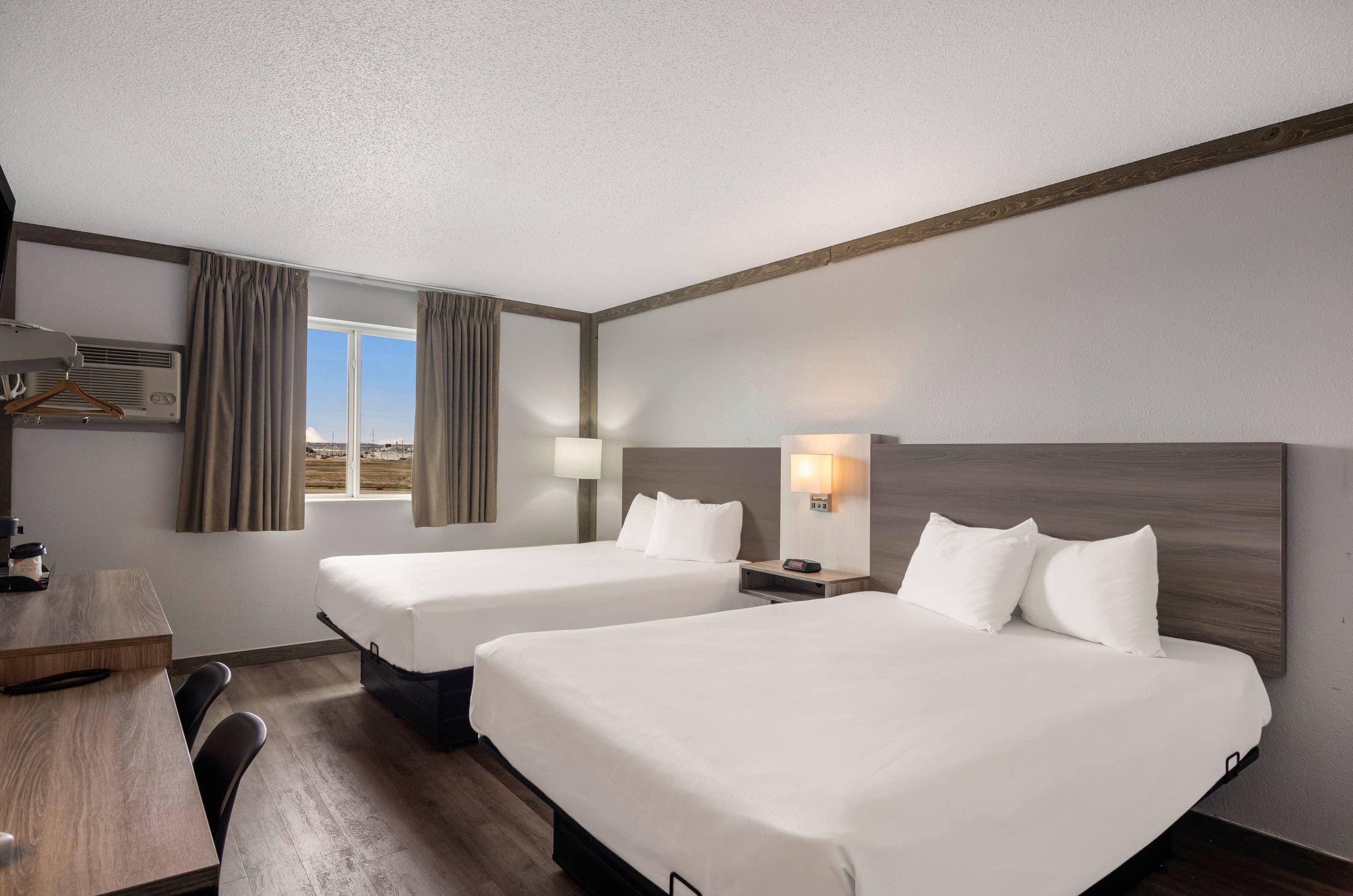 Econo Lodge Scottsbluff thumbnail 3