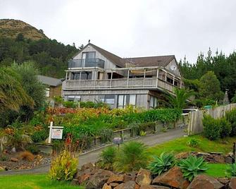 Leighton Lodge Seahorse Suite - Whitianga - Building