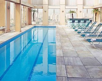 Flat Hotel Guarulhos Aeroporto Gru - Guarulhos - Πισίνα