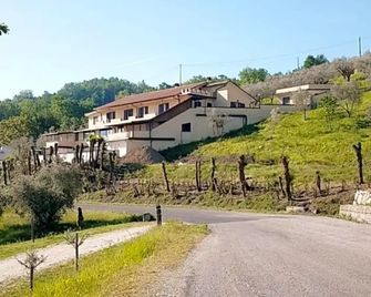 Casale Michel - Arpino - Vista del exterior
