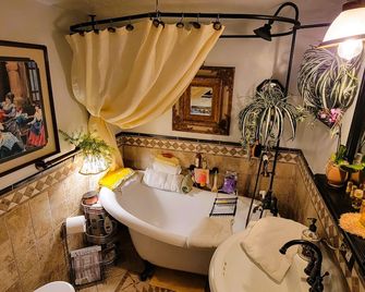 Billie's Backpackers Hostel - Fairbanks