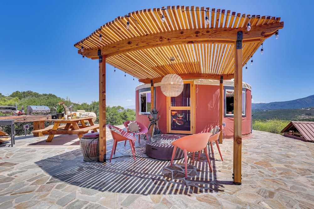 Mystical Mongolian Yurt In Fallbrook Wit - Fallbrook - Patio