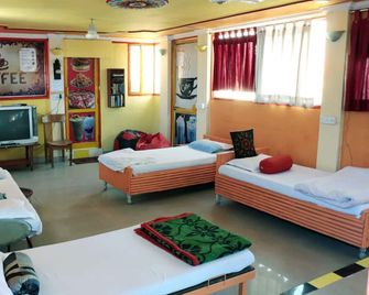 Govind Hotel - Jodhpur - Slaapkamer