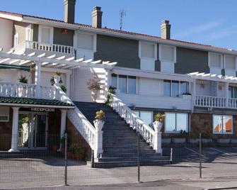 Hotel Don Diego - Suances - Building