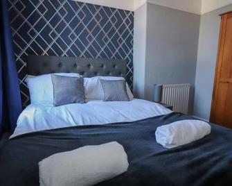 Jarrow,tyneside Ideal for Contractors Park Free - Jarrow - Bedroom