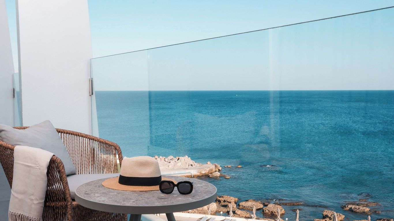 Eden Roc Resort Hotel