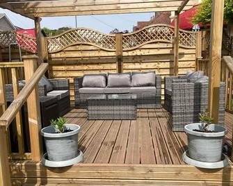 Bentley Lodge - Torquay - Patio