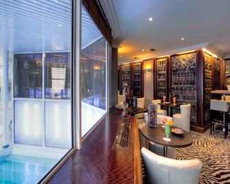 ميركيور جرينوبل سنتر بورت ديز ألبس - غرونوبل - بار