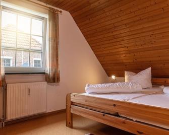 Ferienwohnung 50008 - Wittmund - Schlafzimmer