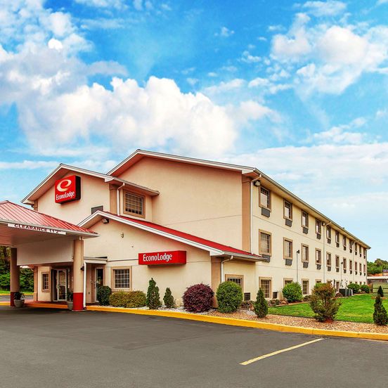 Building view of Econo Lodge