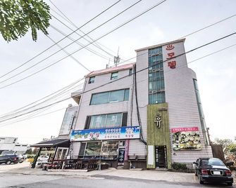 대부도 휴 - 안산 - 건물
