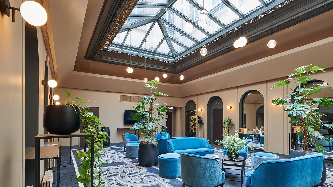 Hotel Provinces Opera