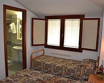 Albergo Due Monti - Ateleta - Habitación