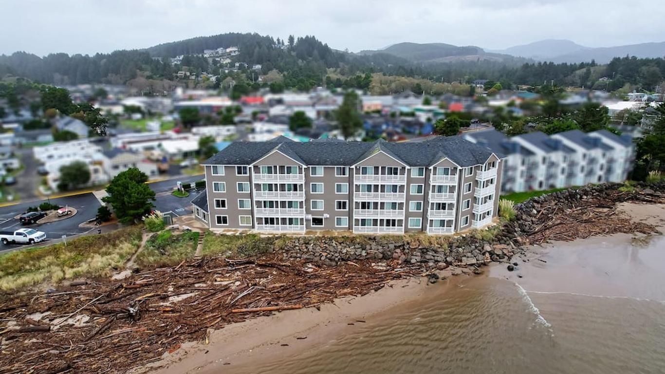 Siletz Bay Beachfront Hotel By OYO Lincoln City