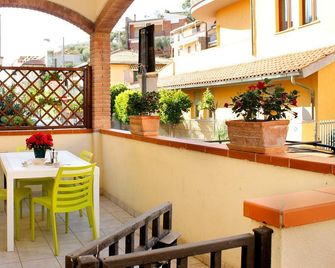 Residence Teclini - Castiglione della Pescaia - Balcony