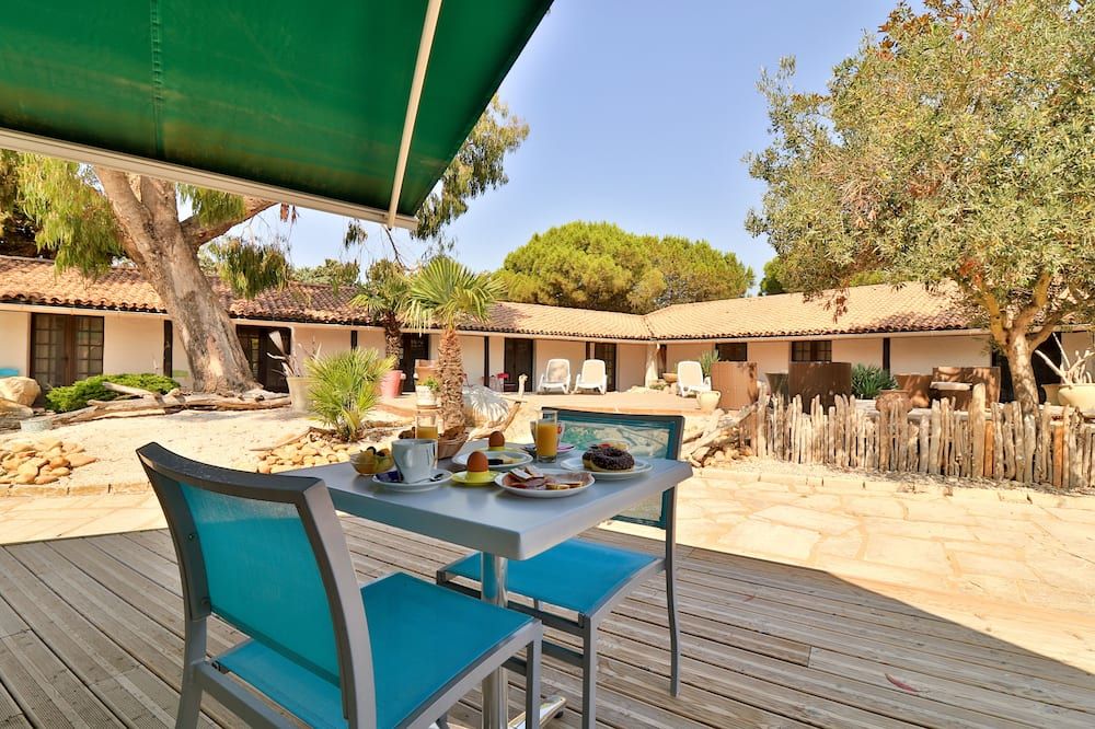 Les Rizieres - סנט-מארי דה-לה-מר - פטיו