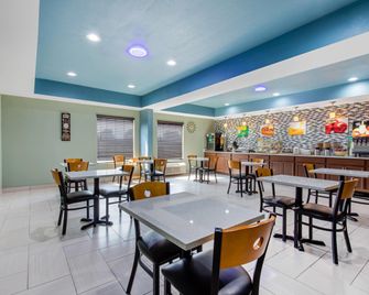 Quality Inn Cadiz - Cadiz - Comedor