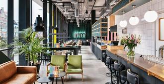 The Student Hotel Groningen - Groninga - Lounge