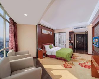 Yangjiang Zhongtai Hotel (Guangtai Mojiang Road) - Yangjiang - Bedroom