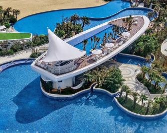 Dusit Thani Sandal Woods Resort Shuangyue Bay Huizhou - Huizhou - Pool