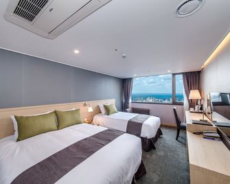 هوتل شالوم - جيجو - غرفة نوم