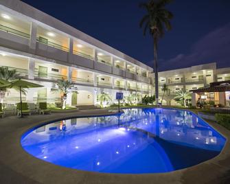 Hotel Palace Inn - Tuxtla Gutiérrez - Alberca