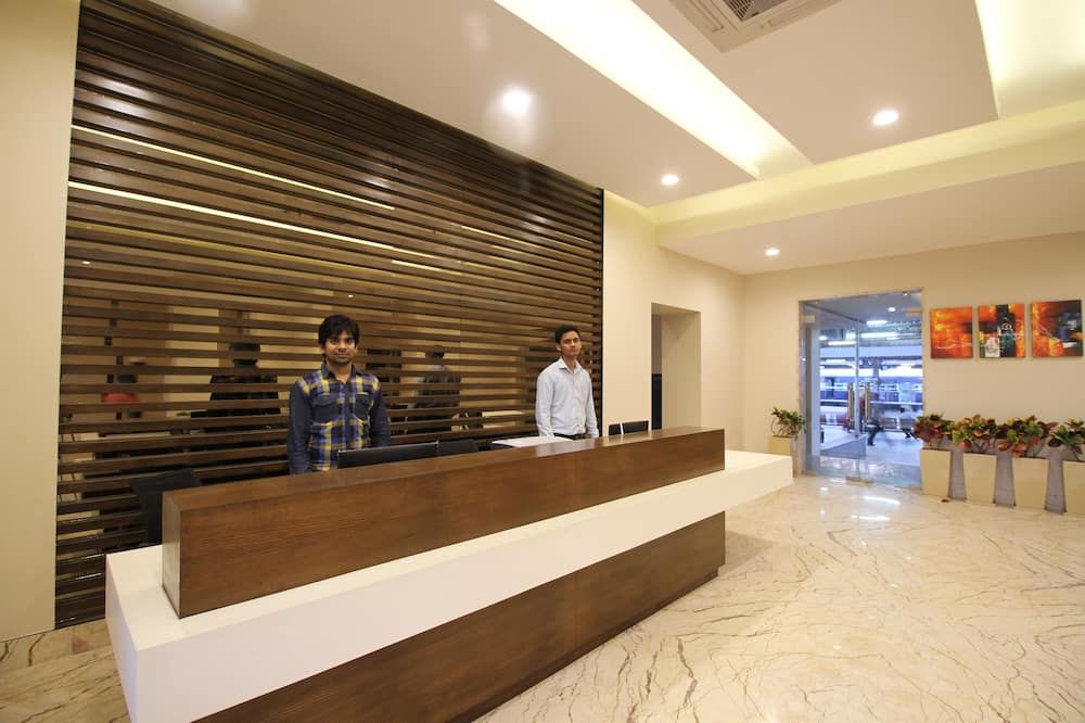 Hotel Le Roi Raipur at Raipur Railway Station thumbnail 3