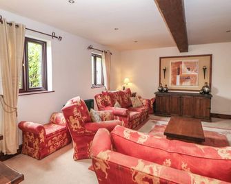 The Haybarn - Lichfield - Living room