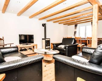 Gasthaus Pension Geimer - Plütscheid - Sala de estar
