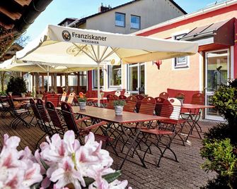 Aura-Hotel Saulgrub - Saulgrub - Patio