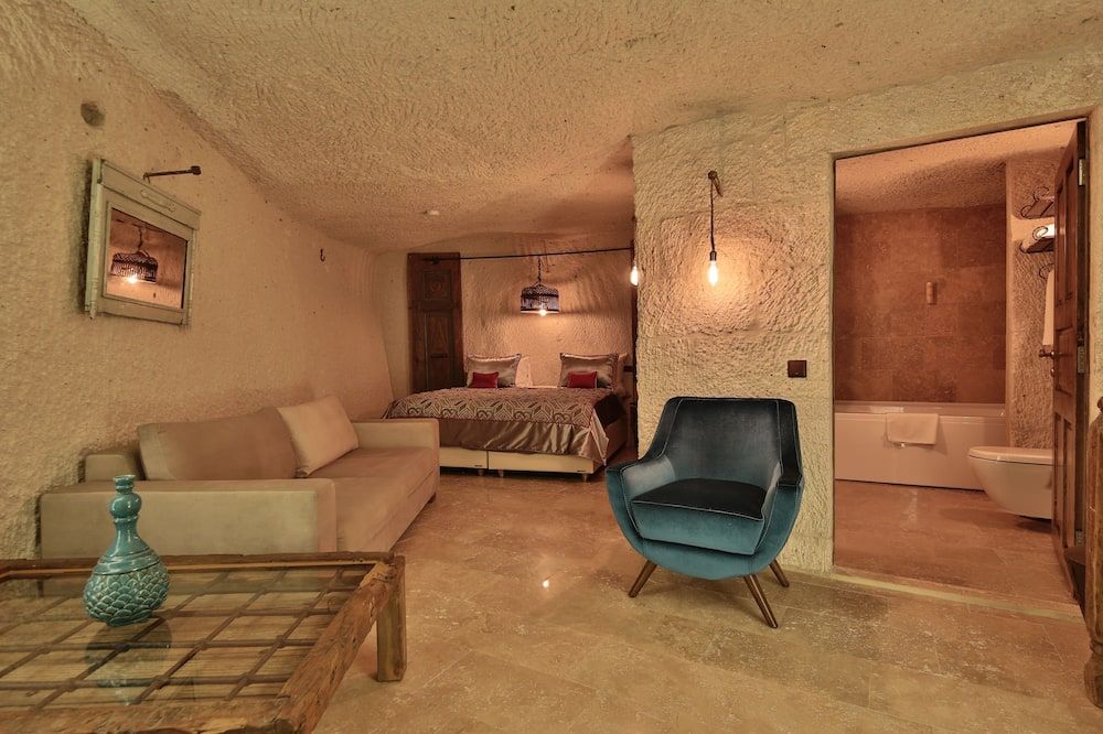 The Owl Cave Hotel - Göreme - Bedroom